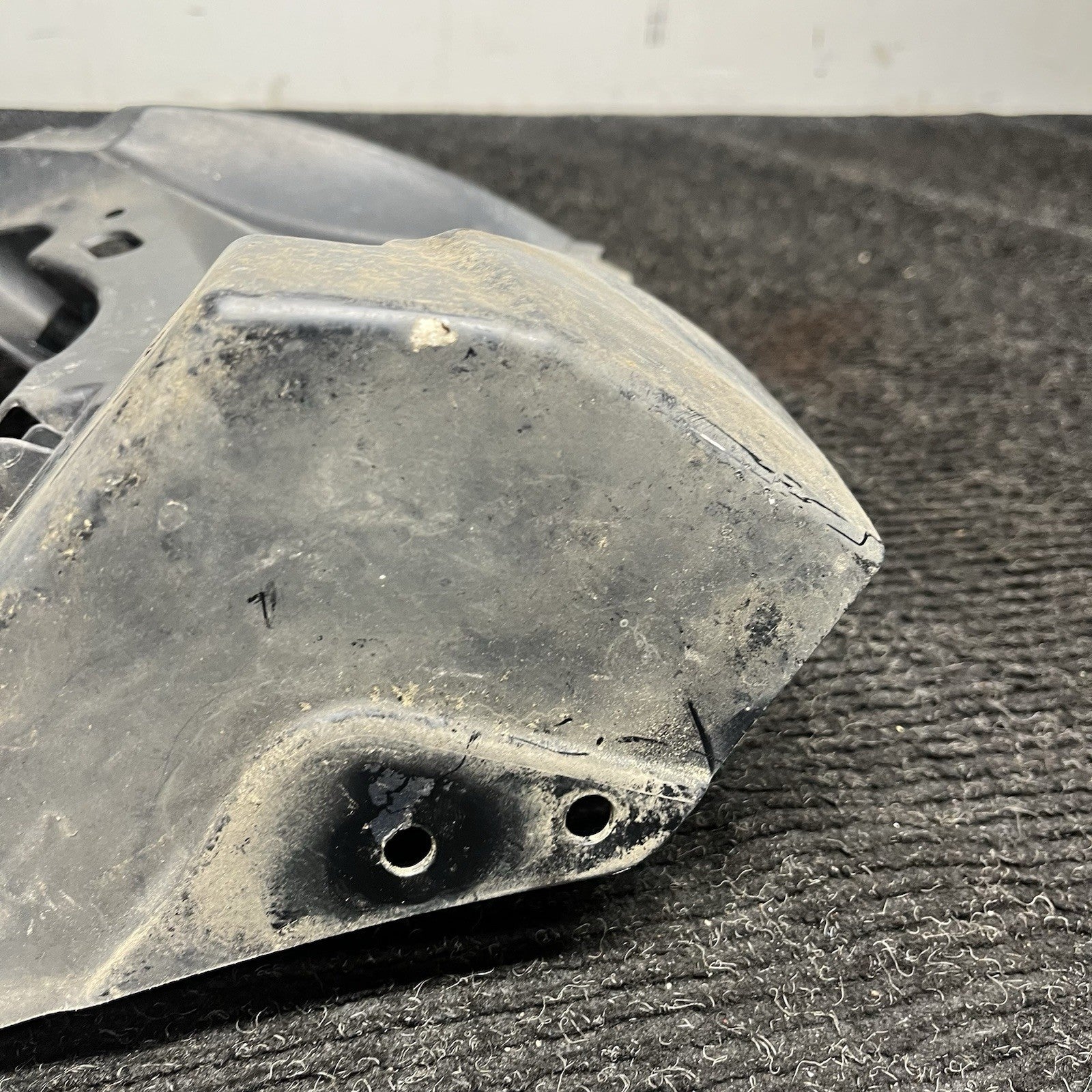 ☑️ Bmw 4 SERIES FRONT BUMPER FOG LIGHT SUPPORT TRIM RIGHT DRIVER SIDE 8054511