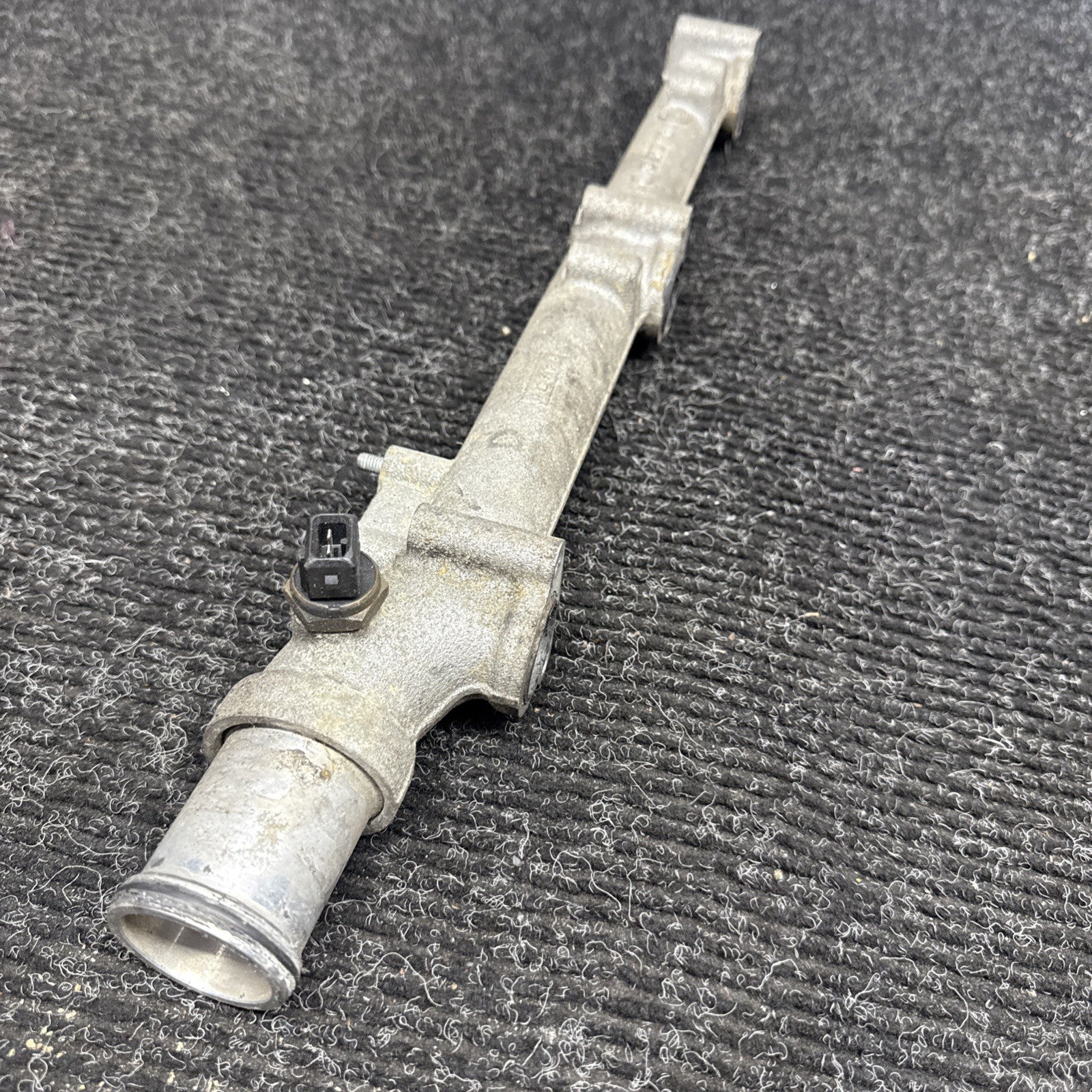 ☑️ 2001-2006 BMW M3 S54 3.2L Engine Coolant Return Pipe OEM