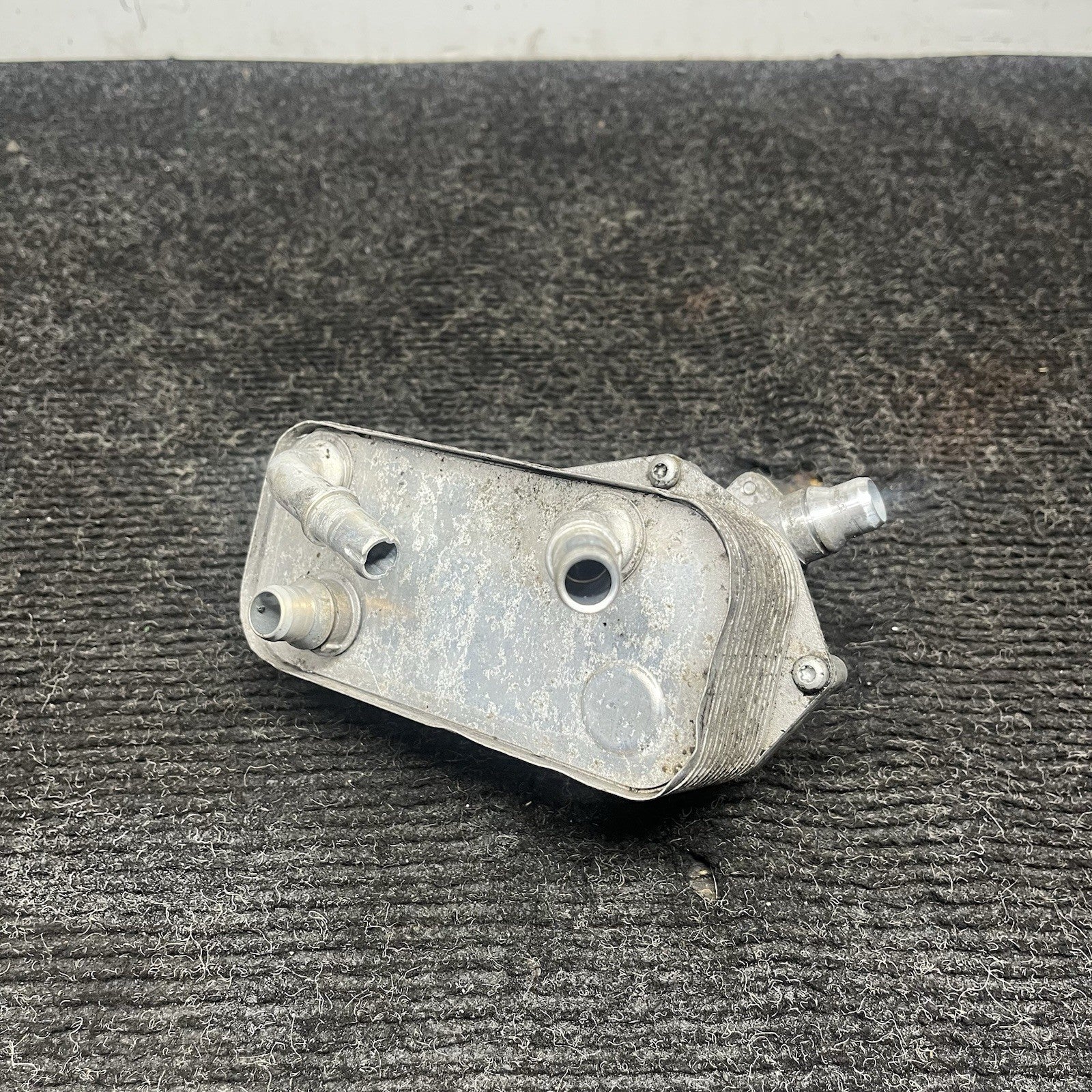 ☑️ 07-13 BMW E82 E88 E90 E91 E92 135I 335 TRANSMISSION HEAT EXCHANGER OIL COOLER