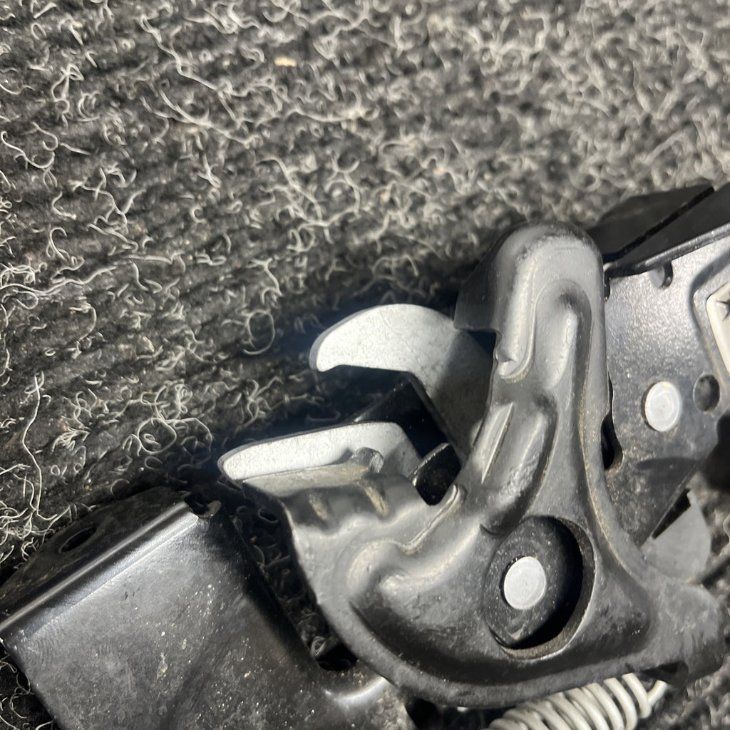 ☑️2012-16 BMW 3 SERIES F30 HOOD LOCK CATCH MECHANISM LEFT DRIVER SIDE 4895946-01