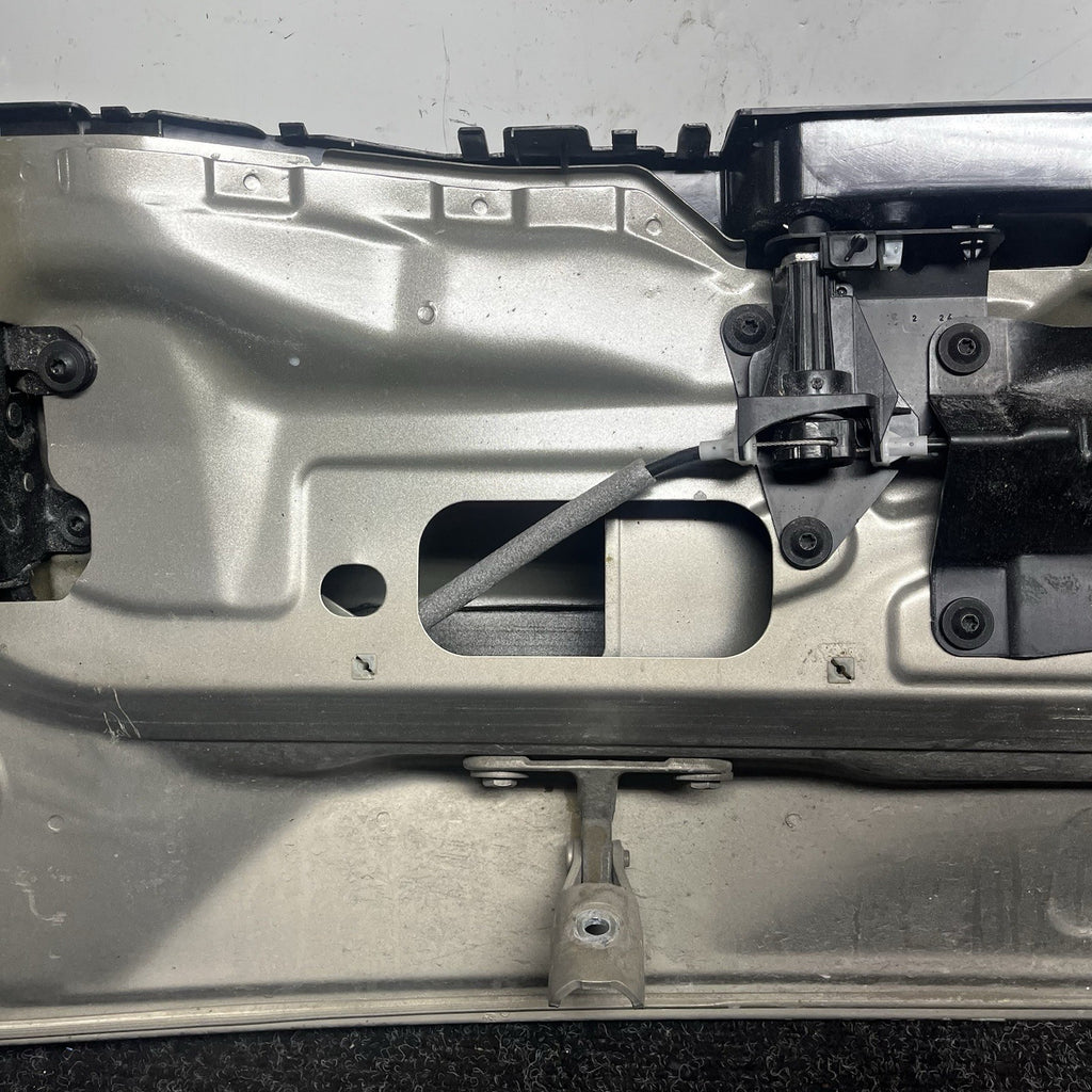 ☑️ BMW 2007-2013 E70 X5 REAR LOWER TAILGATE LIFTGATE TRUNK OEM