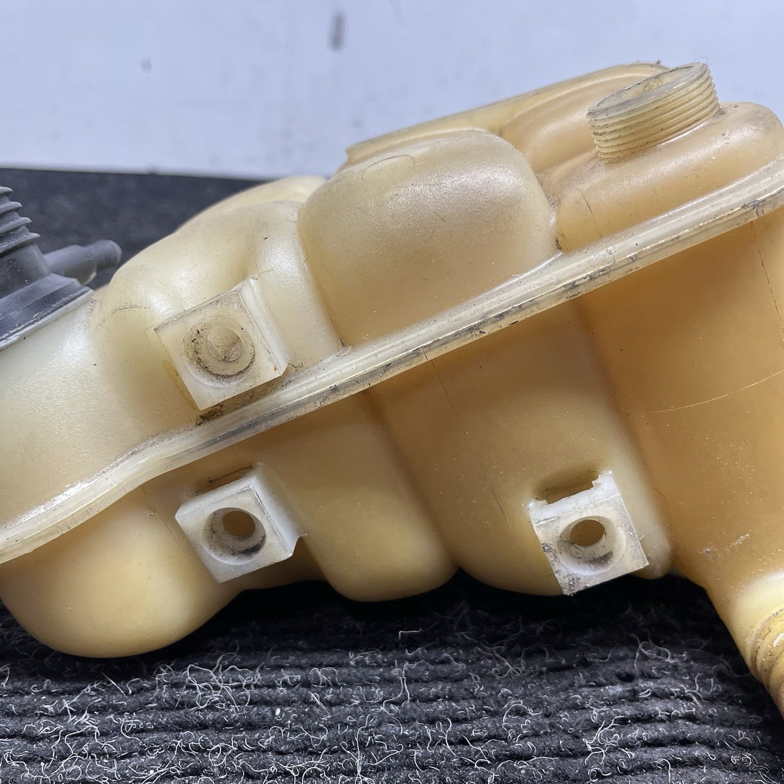 ☑️ 1982-1994 BMW E30 318i 325i 1712641 Coolant Expansion Reservoir Tank OEM