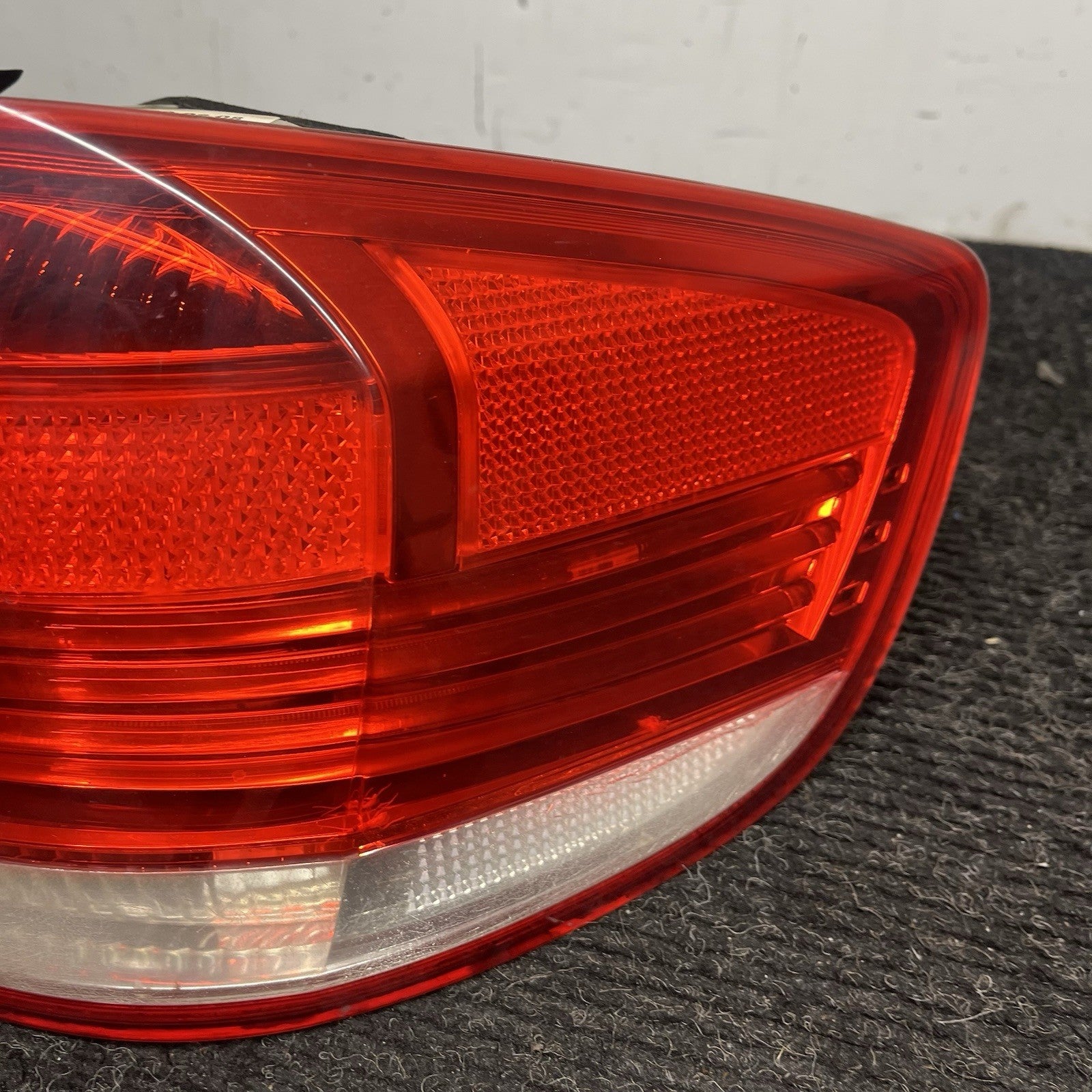 ☑️07-10 BMW E92 Coupe Right Side Outer Tail Light Taillight Lamp Pre-LCI 7174404