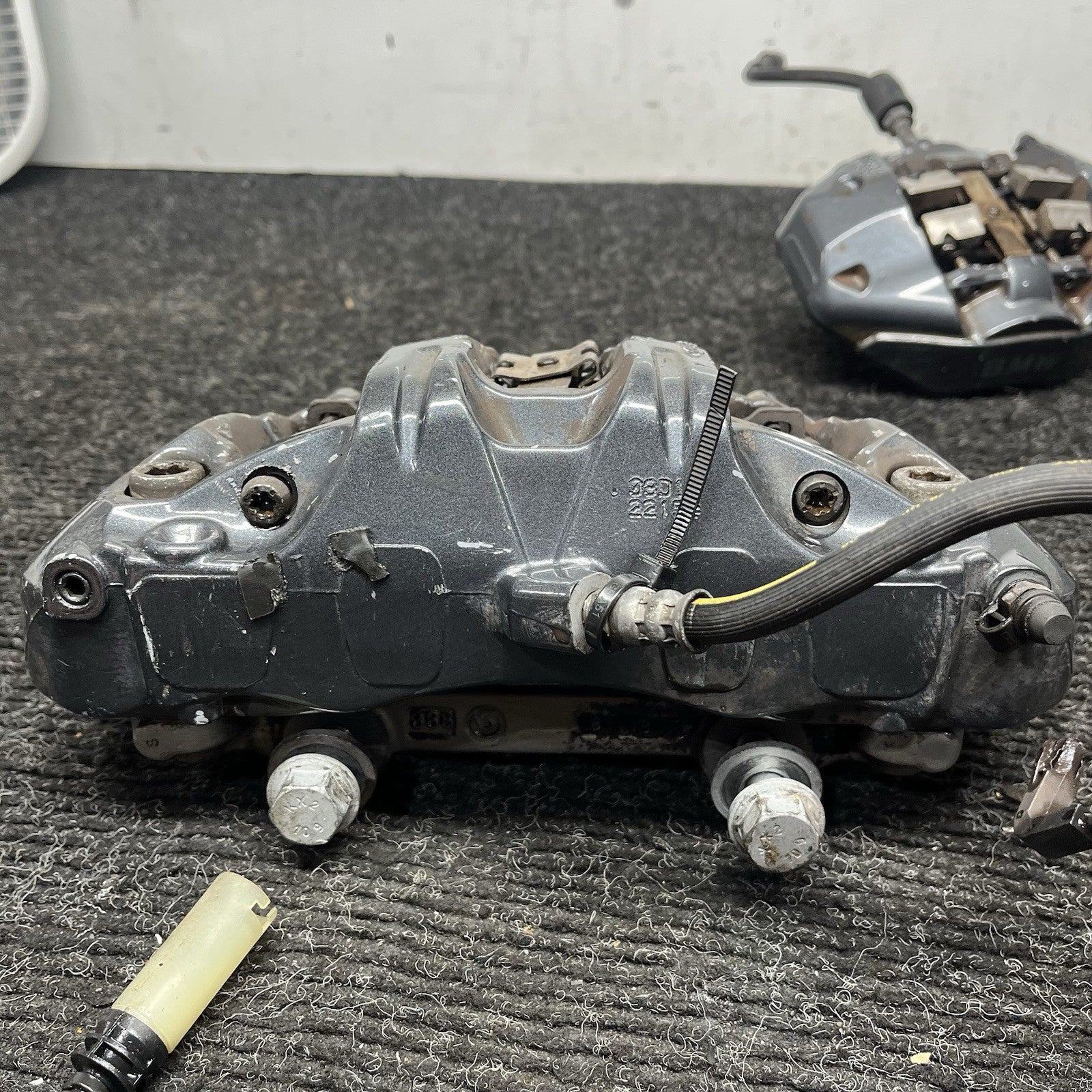 ☑️BMW E82 E88 135i FRONT REAR BRAKE CALIPERS SET FOUR BREMBO GREY GRAY 08-13 OEM