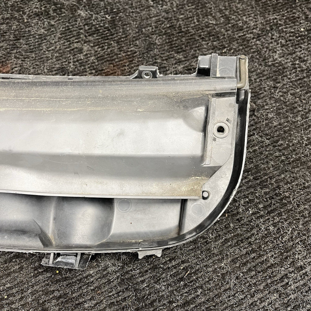 ☑️ 01-06 OEM BMW E46 M3 330Ci S54 Micro Air Filter Housing Cover Trim Panel