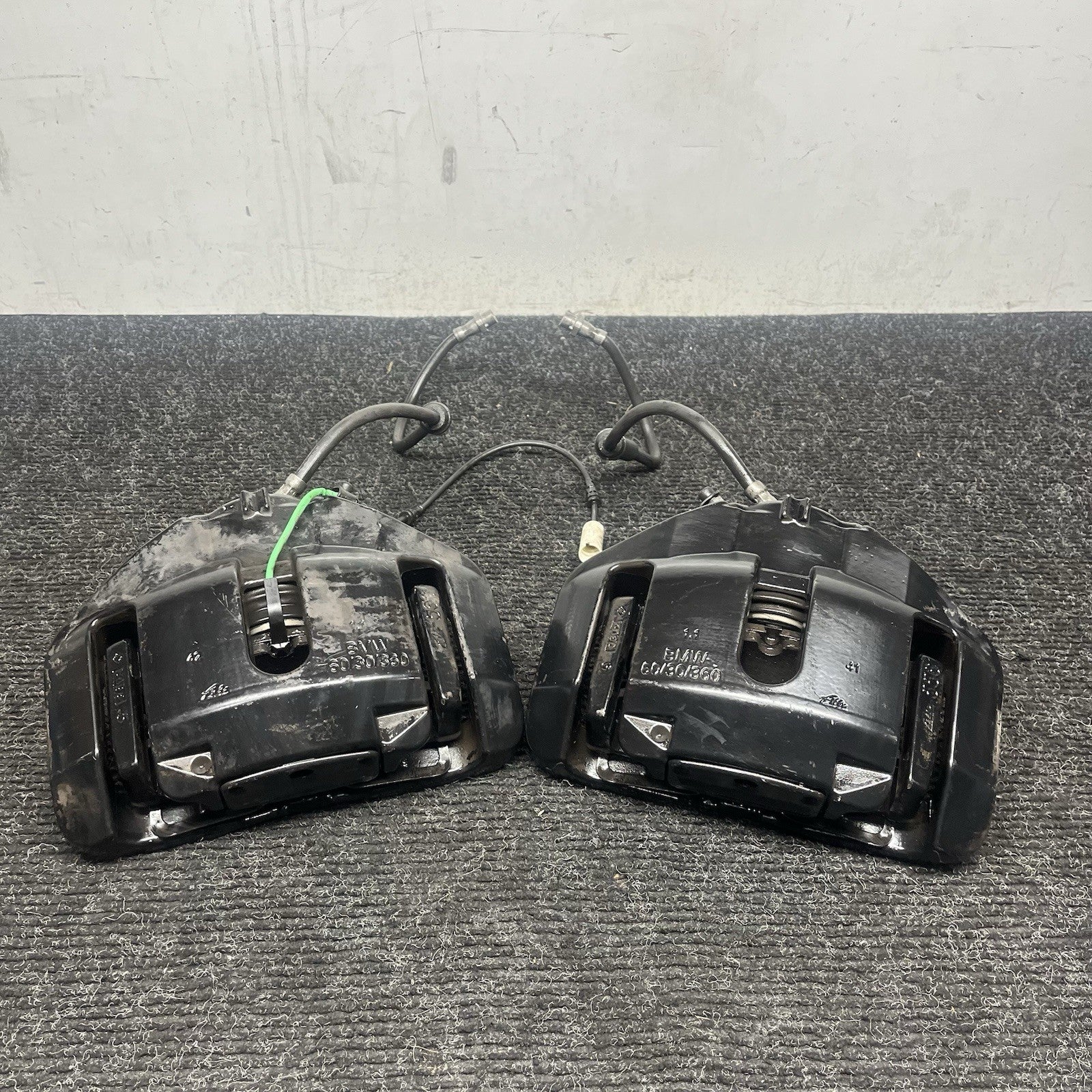 ☑️ 08-13 OEM BMW E90 E92 E93 M3 Front Driver Passenger Side Brake Calipers SET