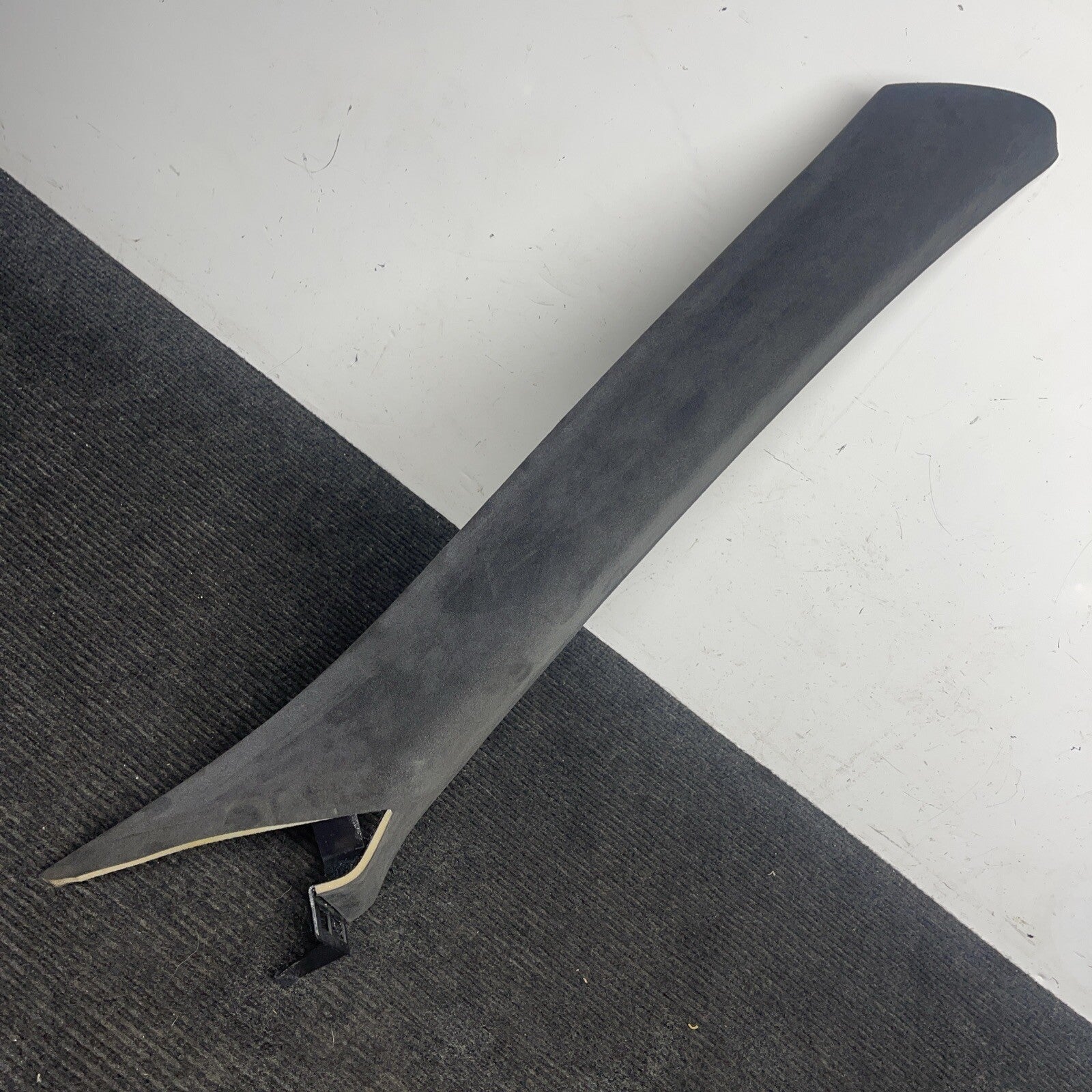 ☑️ MASERATI GHIBLI WINDSHIELD RIGHT SIDE A PILLAR TRIM COVER PANEL OEM 2014-2020