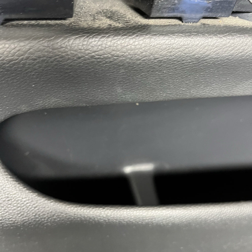 ☑️ 06-12 BMW E90 E91 OEM Driver Front Side Door Panel Cart Leather Black