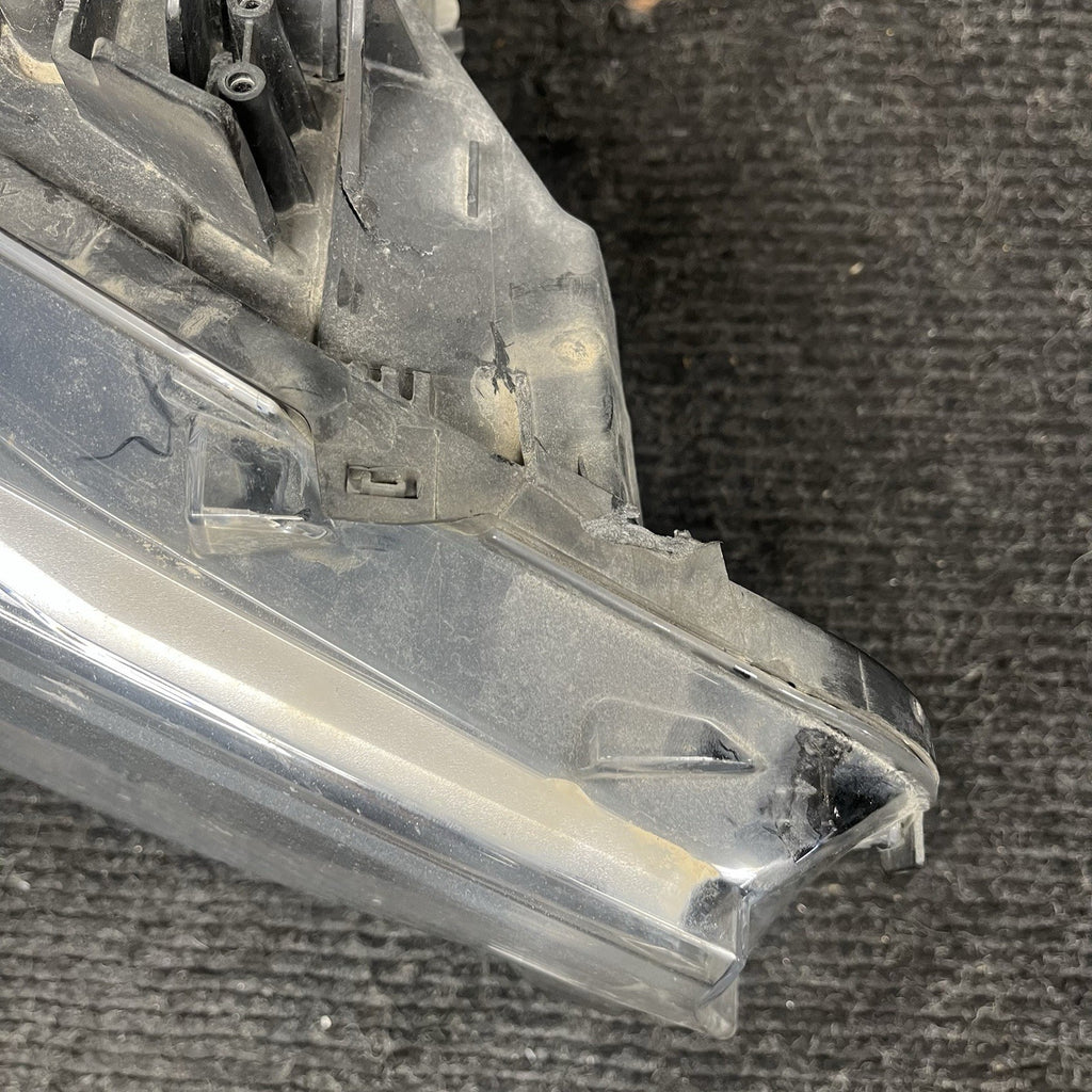 ☑️ 2018-2020 BMW 4 Series 430i M3 M4 Headlight Right Passenger Side LED OEM NOTE