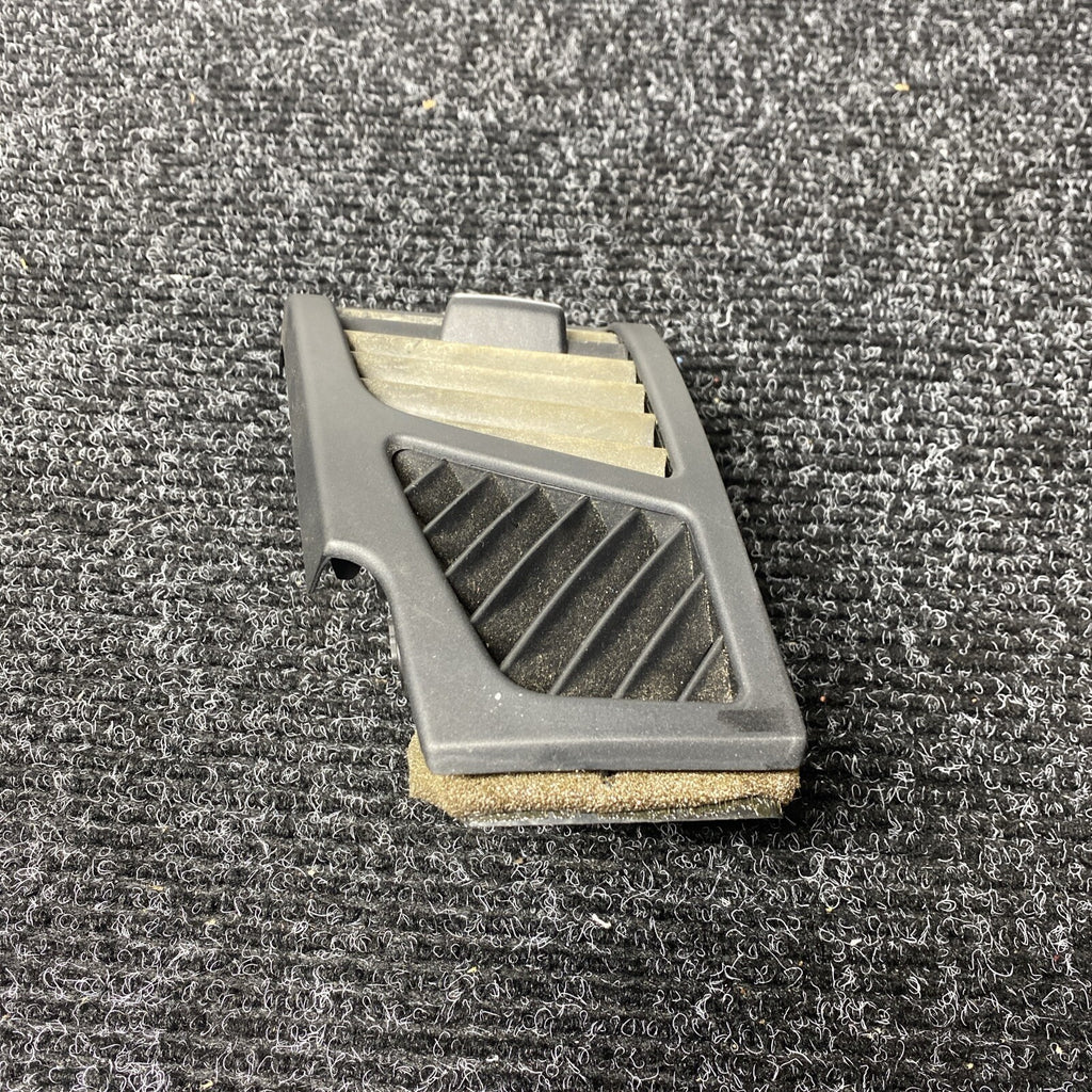 ☑️ 08-13 OEM BMW E82 E88 135i 128i Coupe Dash Right Passenger Side Air Vent