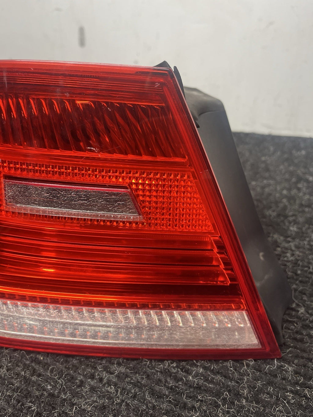 ☑️ 07-10 OEM BMW E92 328 335 M3 Coupe Pre-LCI Rear Left Driver Outer Tail Light