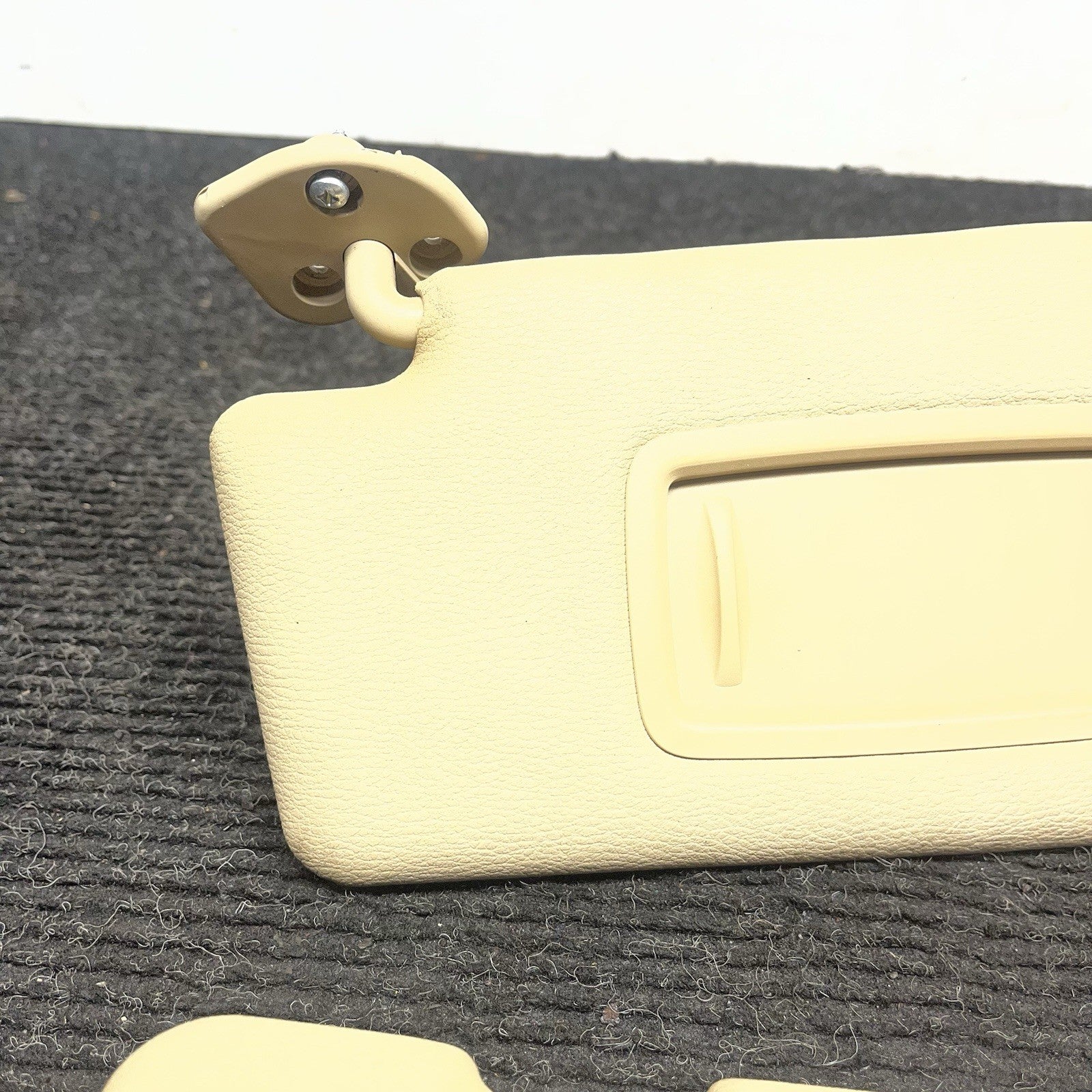 ☑️ 2007-2013 BMW E70 X5 X5M Front Left Right Interior Sun Visor Pair BEIGE OEM
