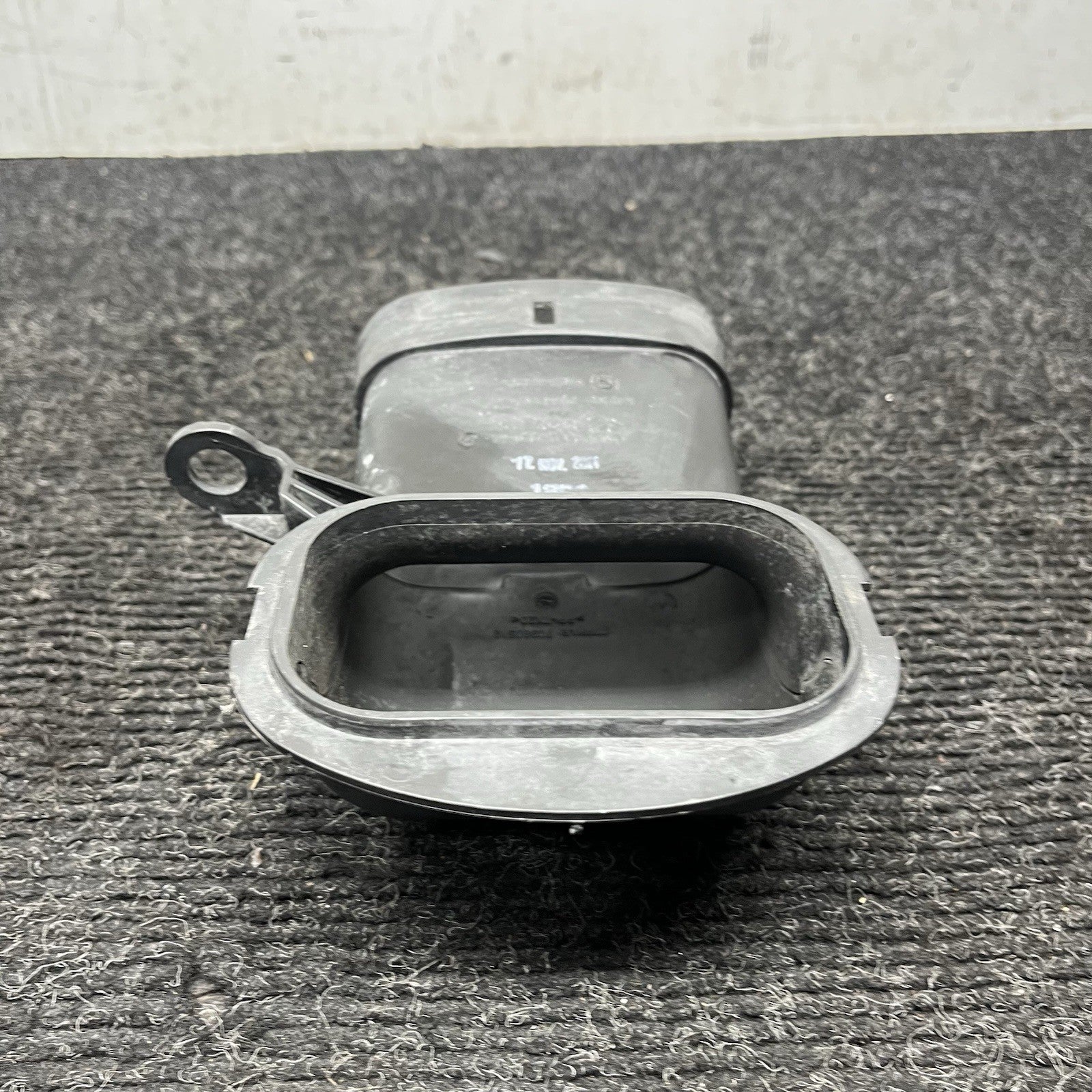 2011-18 BMW X3 F25 Xdrive28i 2.0L Air Intake Hose Duct OEM 7601869