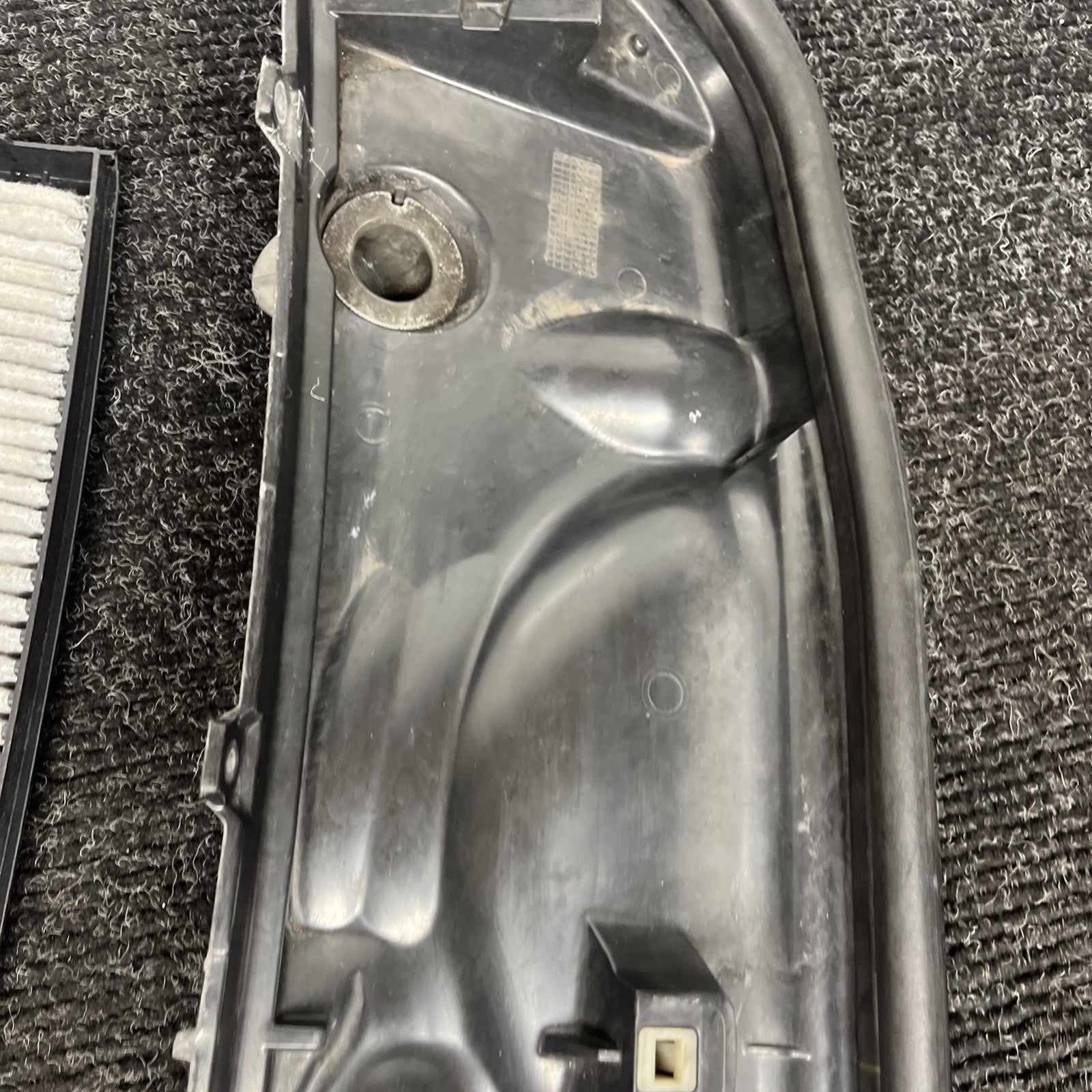 ☑️ 1999-2006 BMW E46 3 SERIES LOWER AIR MICROFILTER COWL COMPLETE SET OEM