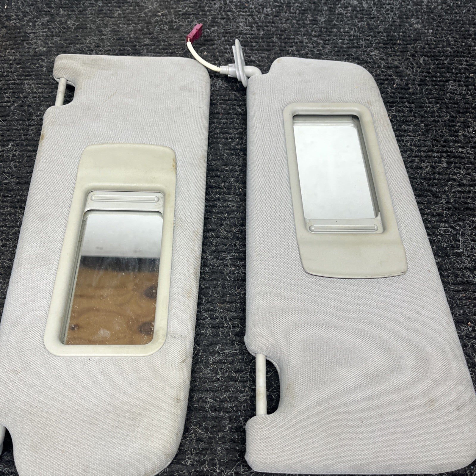 ☑️ 2006-2011 BMW E90 Sun Visor Shade Set Visors Left Right Pair Gray OEM