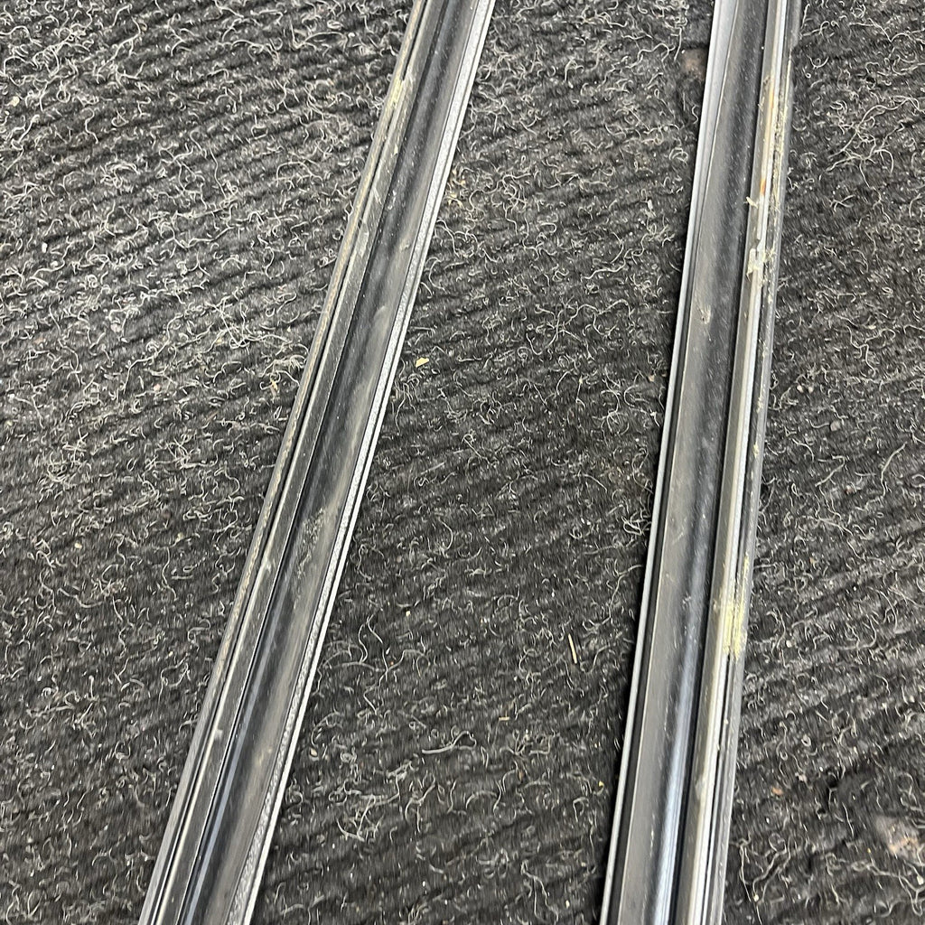 ☑️ 07-13 BMW E70 X5 Front Windshield Left & Right Trim Drip Molding  Set OEM