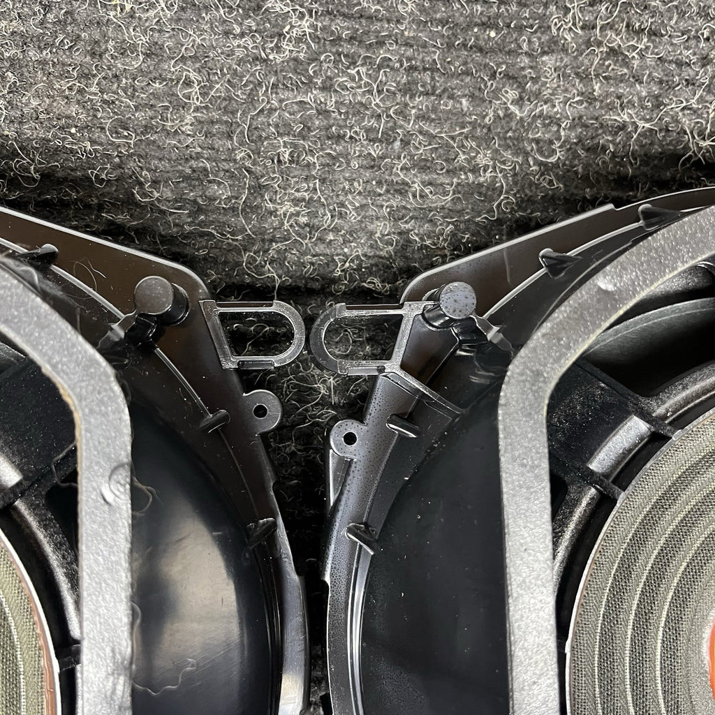 ☑️ 2011-2014 BMW X3 X5 Floor Speaker Subwoofer Pair 65139218695 OEM