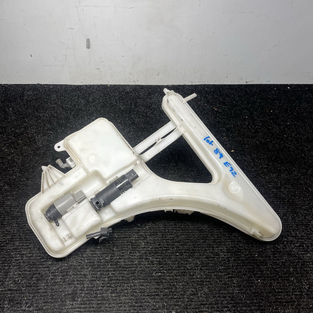 ☑️ 08-13 BMW E92 E93 M3 FRONT WINDSHIELD WASHER FLUID RESERVOIR TANK OEM