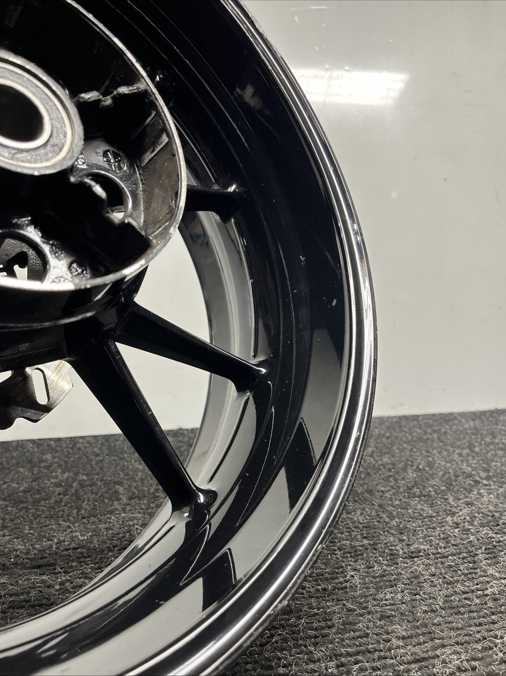 ☑️ OEM GENUINE 2009-2014 BMW S1000RR BLACK REAR WHEEL RIM (53711760)