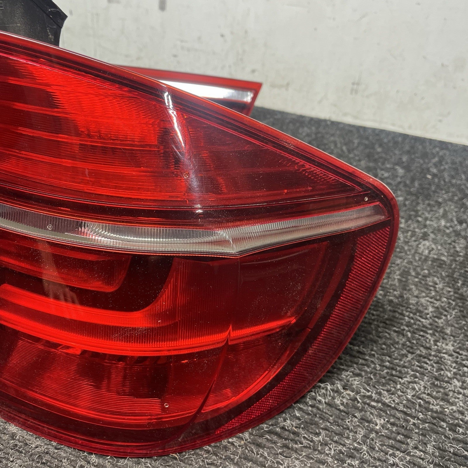 ☑️ BMW X5 E70 2010–2013 Lci Tail Lights Inner & Outer Set (4pcs) OEM