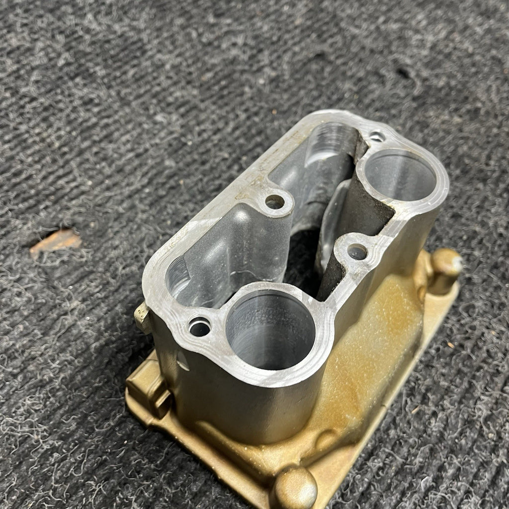 ☑️ OEM BMW E82 E92 F30 F32 F80 F82 Engine N55 S55 Spark Plug Housing Recess