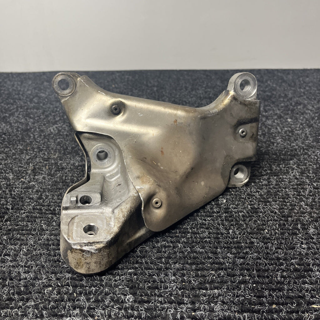 ☑️ 07-11 BMW E82 E88 E90 E92 135i 335i Right Passenger Engine Mount Bracket OEM