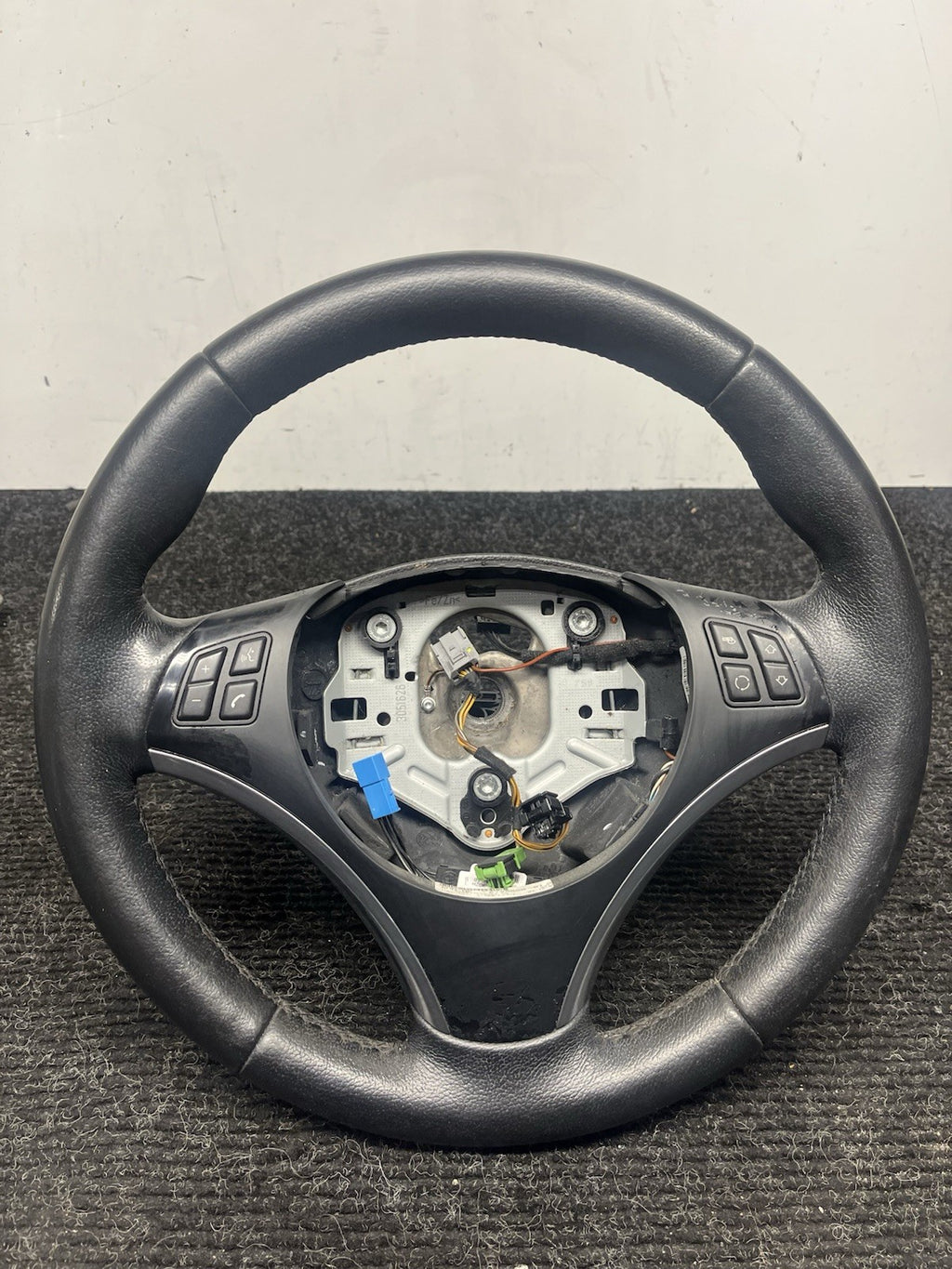 ☑️ 06-10 OEM BMW E92 E93 335 Sport Steering Wheel Black LEATHER Manual