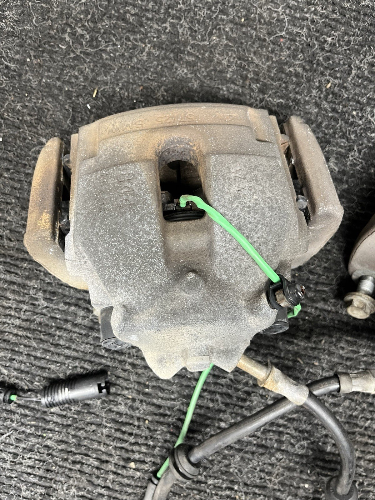 ☑️ 01-06 BMW E46 330i 330Ci RWD FRONT LEFT & RIGHT BRAKE CALIPER SET OEM