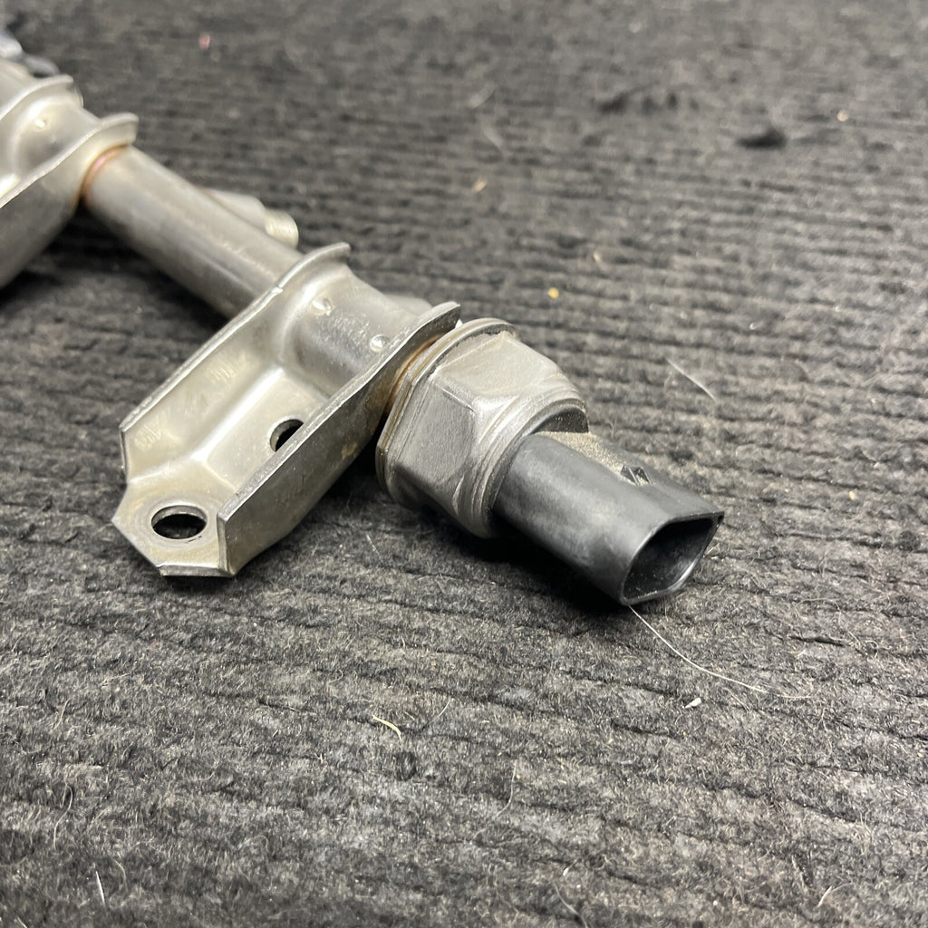 ☑️ 2007-2013 BMW N54 135i 335i 335xi 535i HIGH PRESSURE FUEL INJECTOR RAIL OEM