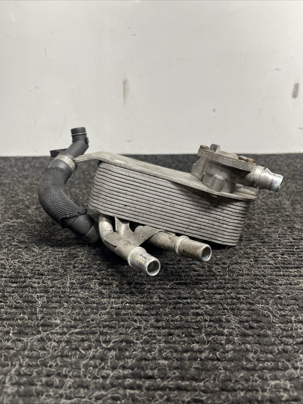 ☑️ 08-13 OEM BMW E88 E82 135 Convertible Coupe Engine N54 N55 Oil Cooler