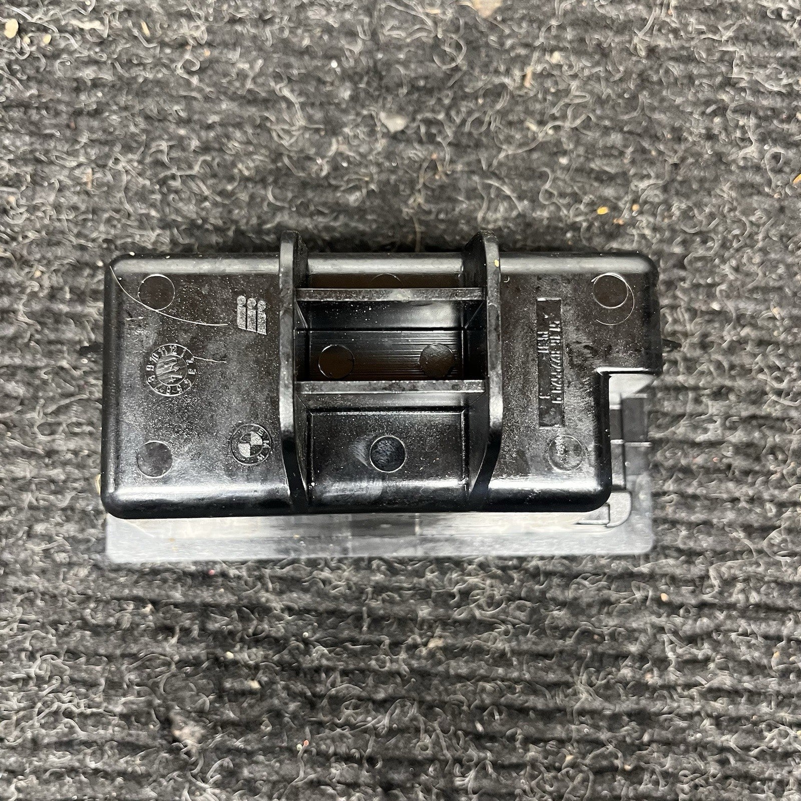 ☑️ 01-06 OEM BMW E46 325 330 M3 Rear Center Console Ash Tray Insert Black Trim
