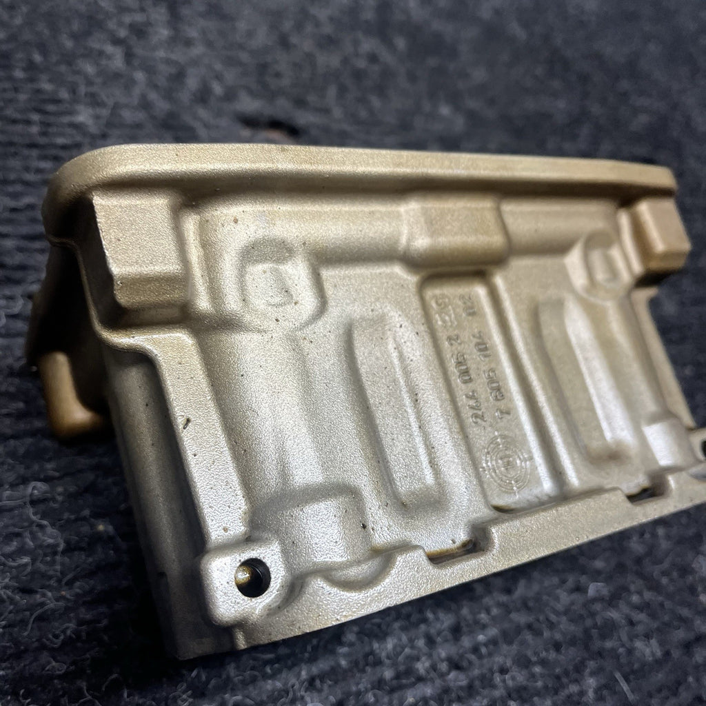 ☑️ OEM BMW E82 E92 F30 F32 F80 F82 Engine N55 S55 Spark Plug Housing Recess
