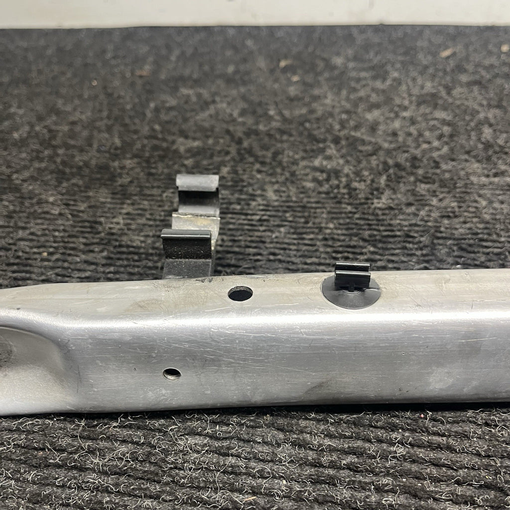 ☑️ 2011-2013 BMW X5 E70 OEM UPPER RADIATOR CORE SUPPORT BRACE BAR 51717179434