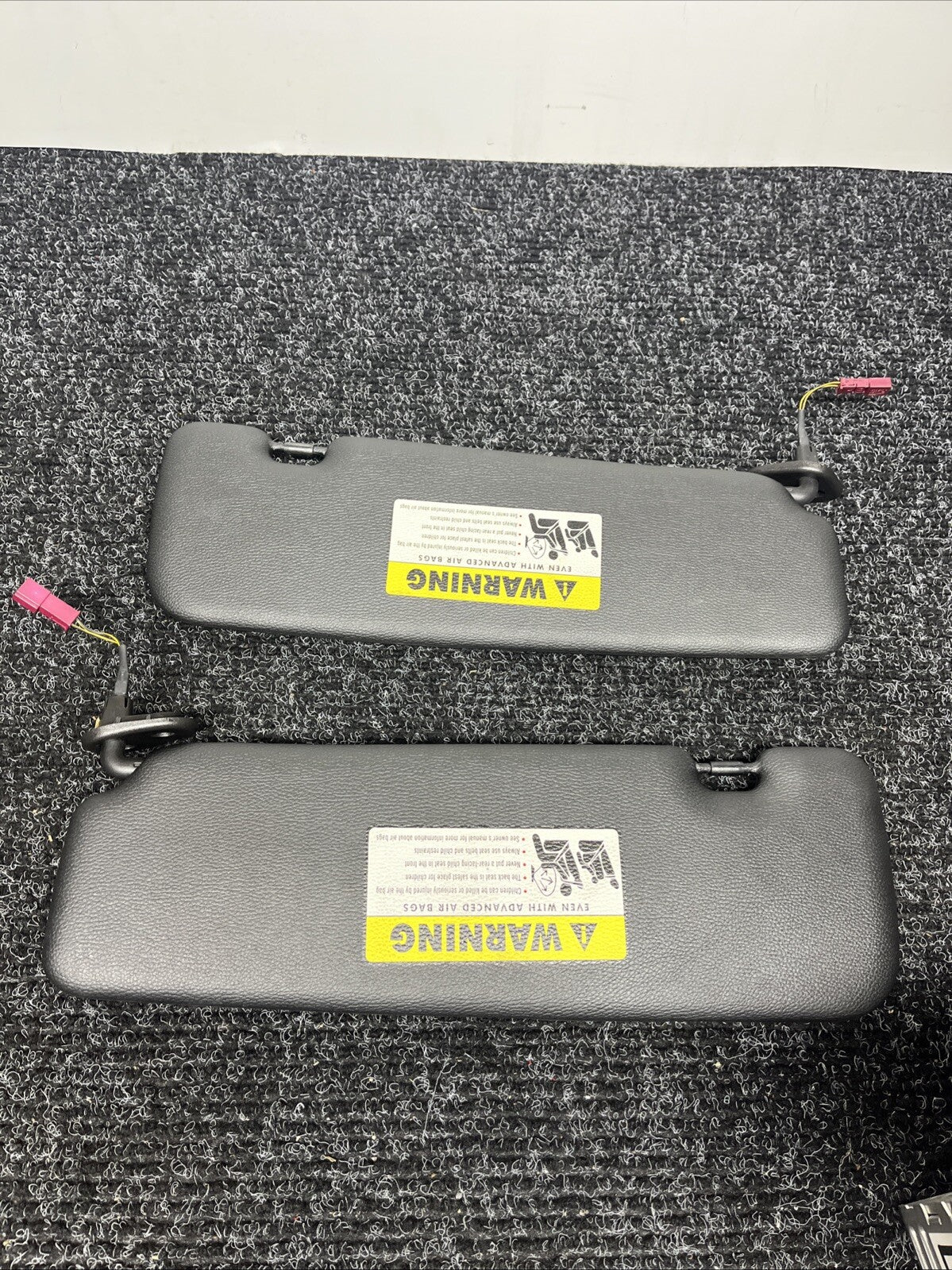 ☑️ 07-13 OEM BMW E88 E93 128 328 335 M3 Convertible Driver Passenger Visor SET