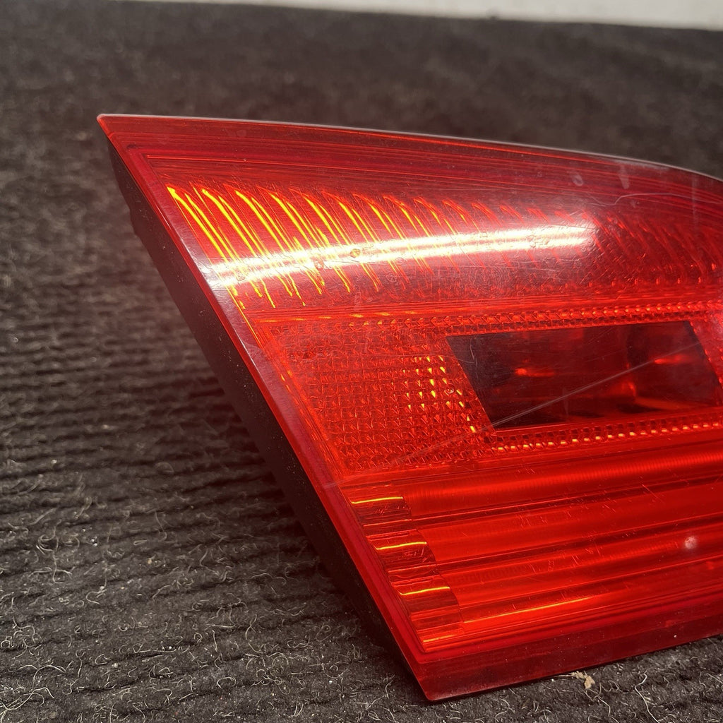 ☑️ 07-10 OEM BMW E93 M3 328 335 Rear Tail Light Driver Side Stop Light Inner