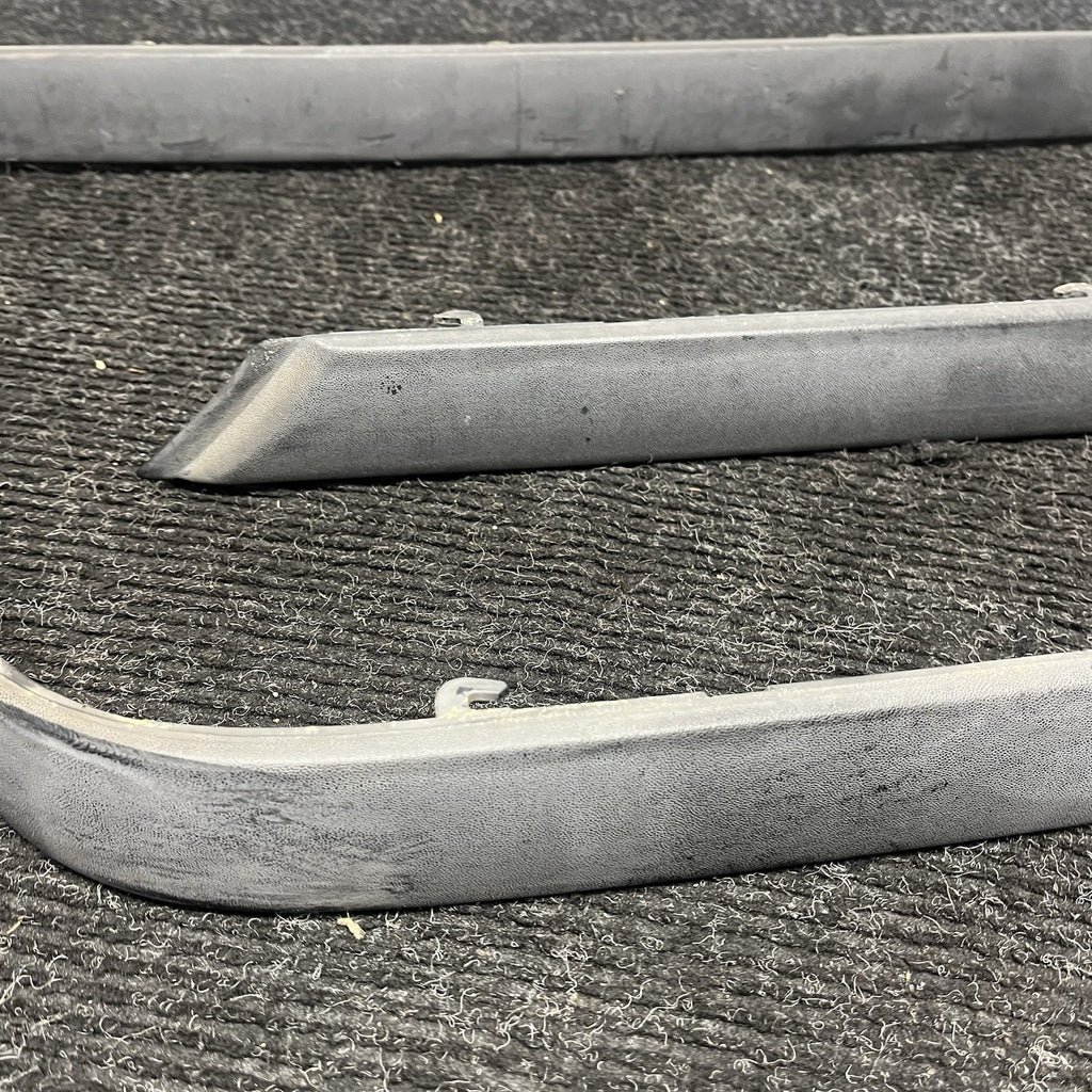 ☑️ 94-99 BMW E36 328i SEDAN SET OF 3 REAR BUMPER TRIM STRIP MOLDING OEM