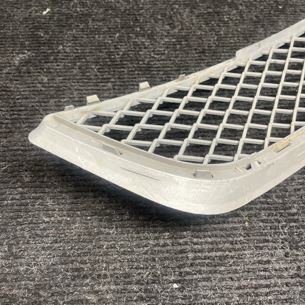 ☑️ 2009-2013 BMW X5 - Front Lower Center Bumper Grille 7222854 TITAN OEM