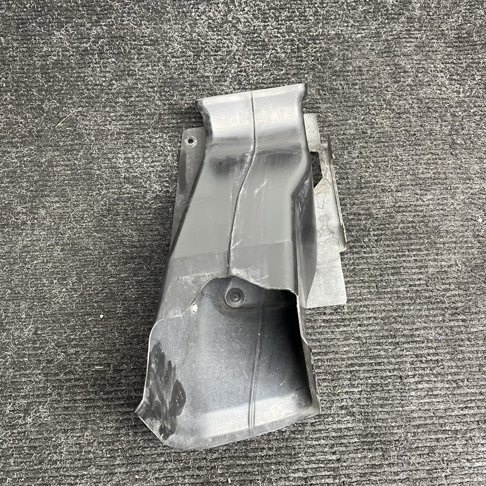 ☑️ 01-06 OEM BMW E46 325Ci 330Ci Coupe Convertible Left Driver Air Brake Duct
