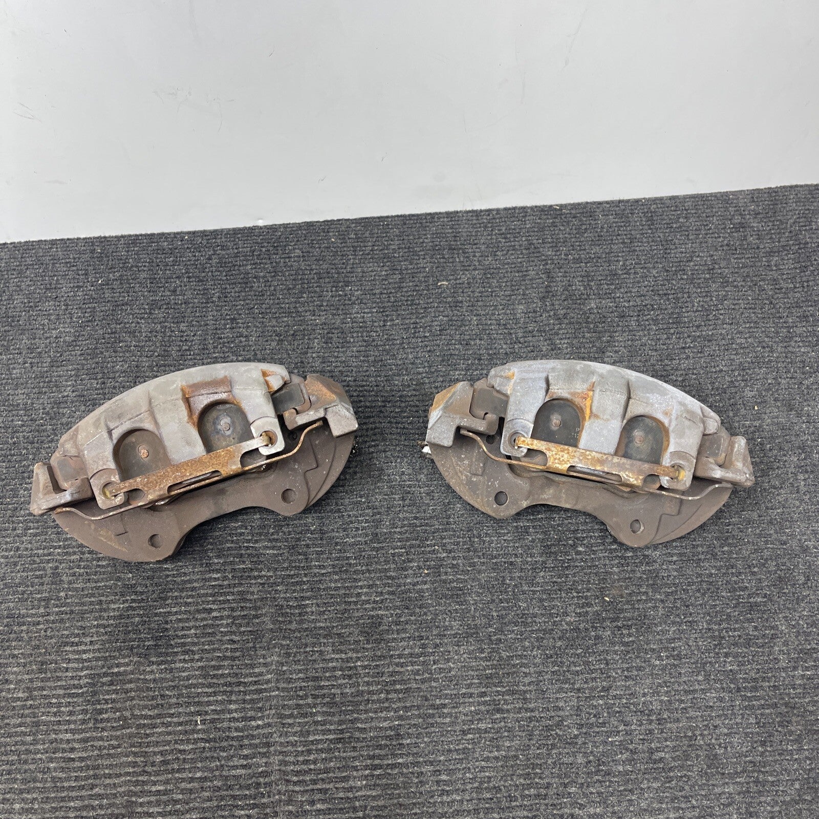07-10 MERCEDES ML 350 W164 FRONT RIGHT LEFT BRAKE CALIPER ASSEMBLY 65652401 120K