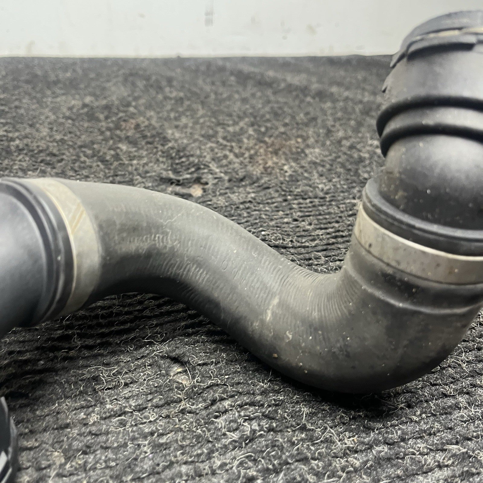 ☑️ 08-13 BMW E90 E82 Front Radiator Lower Coolant Inlet Hose Pipe 7532493 OEM