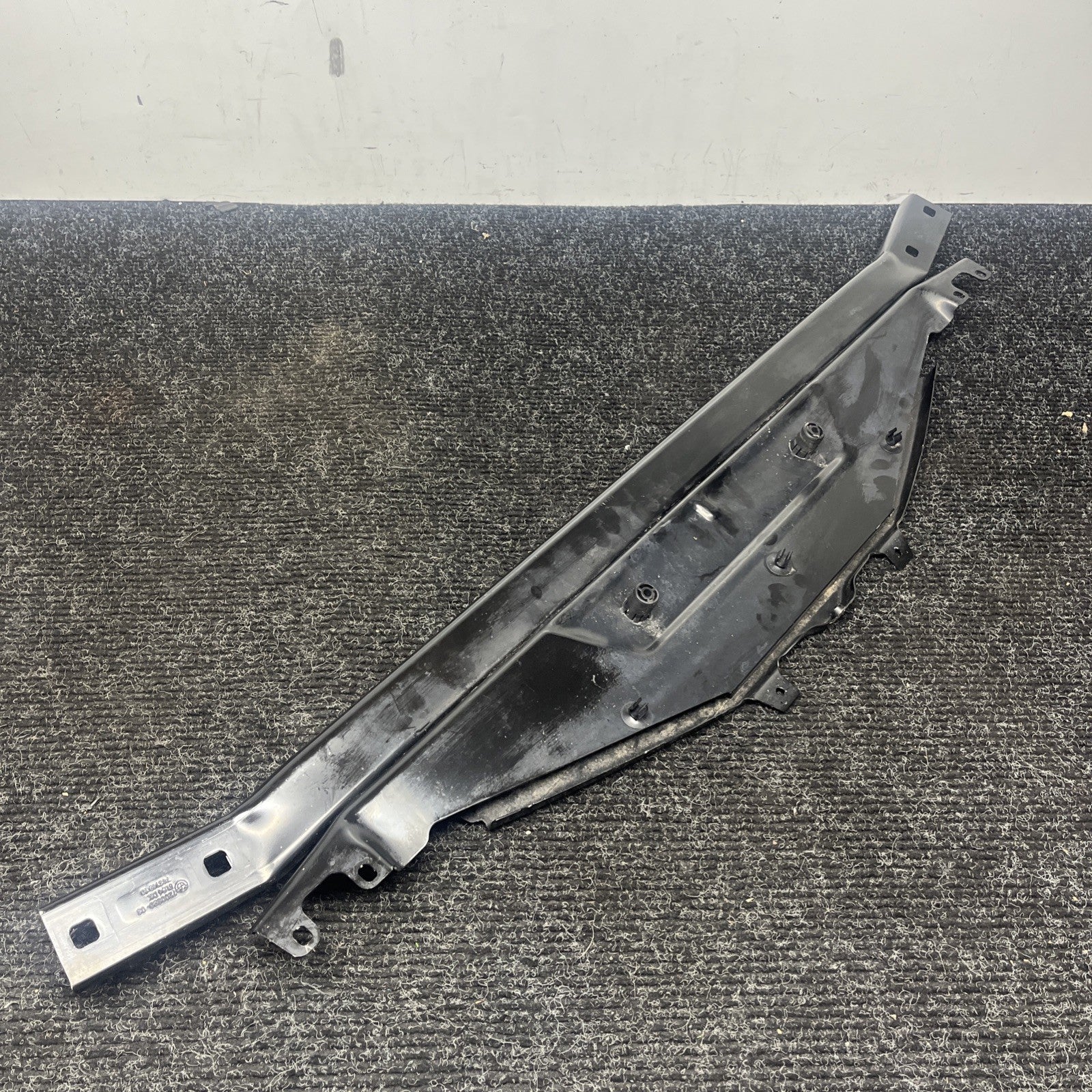 ☑️ 11-16 BMW 535i 550i M5 F10 Upper Radiator Core Support Tie Bar 7200689 OEM