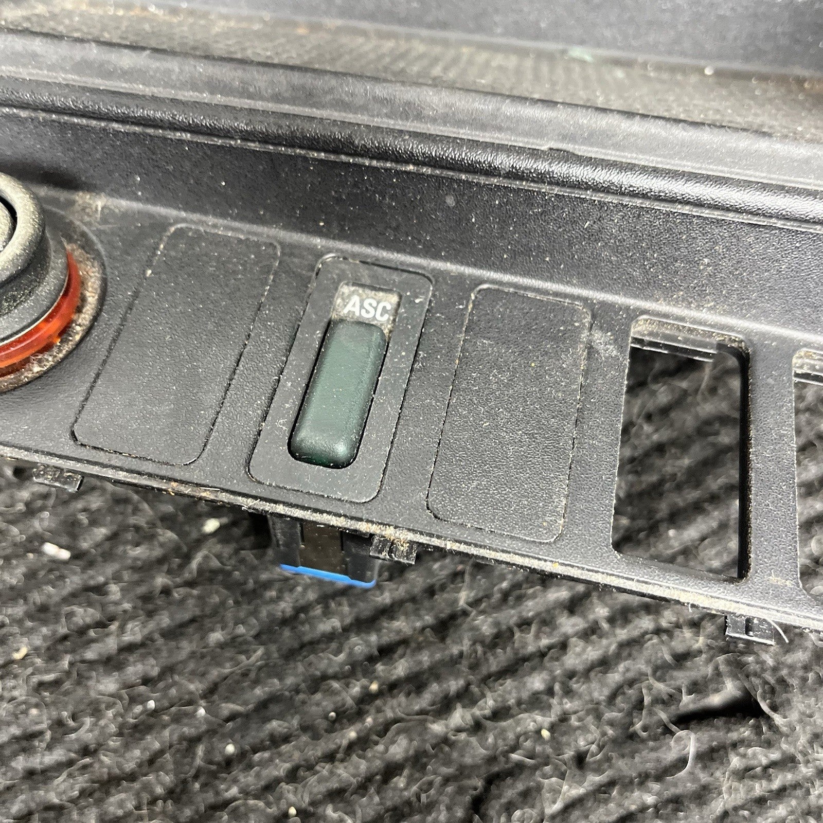 ☑️ 96-99 BMW E36 CONVERTIBLE CONSOLE STORAGE TOP ROOF HEATED SEAT ASC SWITCH OEM