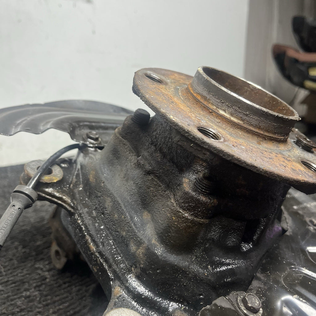 ☑️ OEM BMW F25 F26 X3 X4 AWD Front Right Passenger Hub Spindle Knuckle Bearing