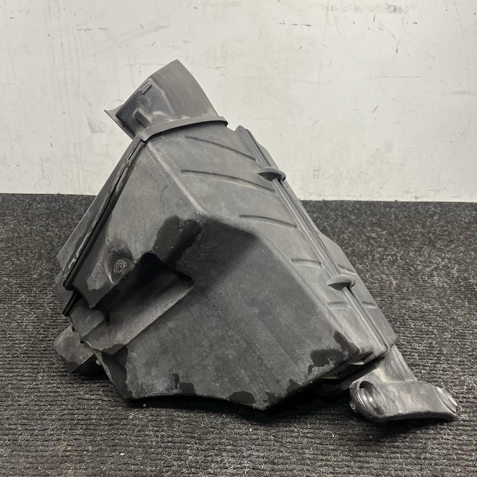 ☑️ 06-13 BMW E82 E88 E90 E92 E93 128I 328I INTAKE AIR CLEANER FILTER HOUSING BOX