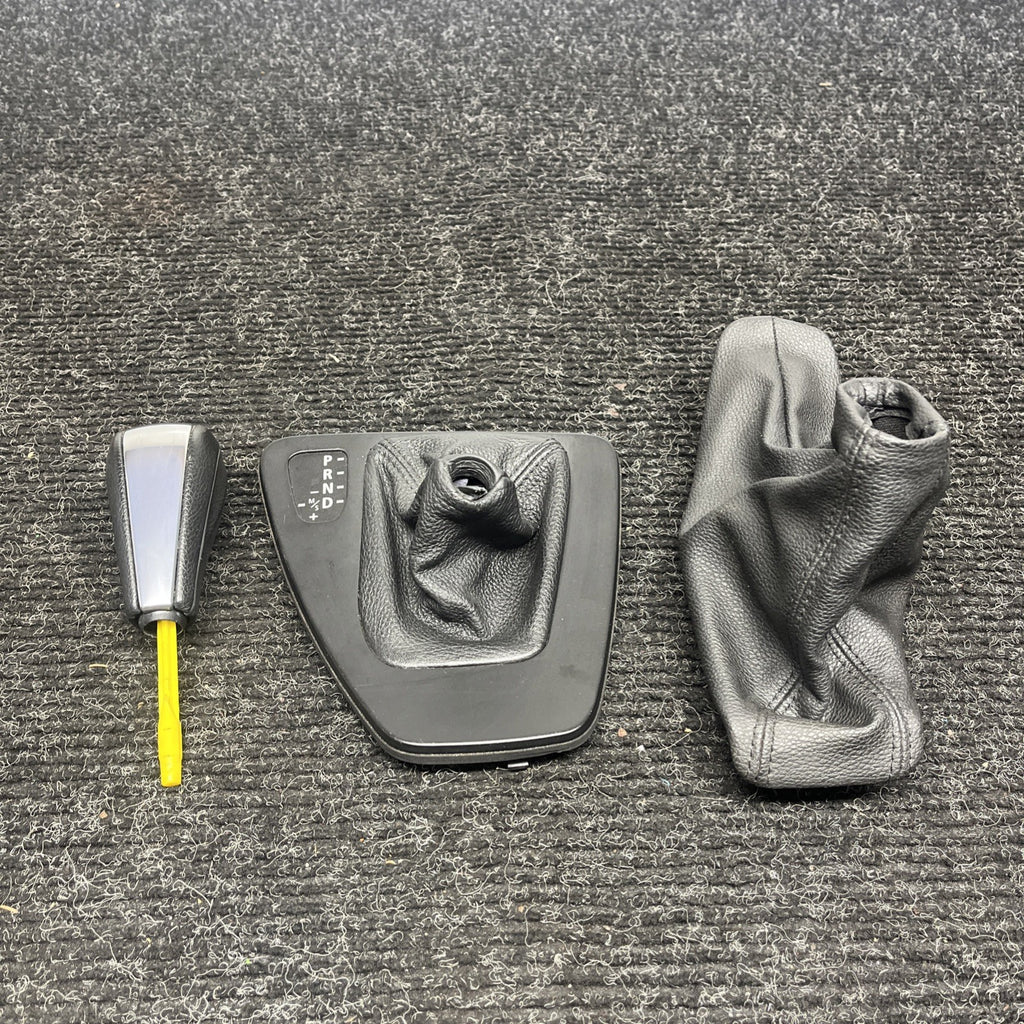 ☑️ 06-13 BMW E90 E92 E93 GEAR SHIFTER TRIM BEZEL AUTO W/CLEAN SHIFT KNOB OEM