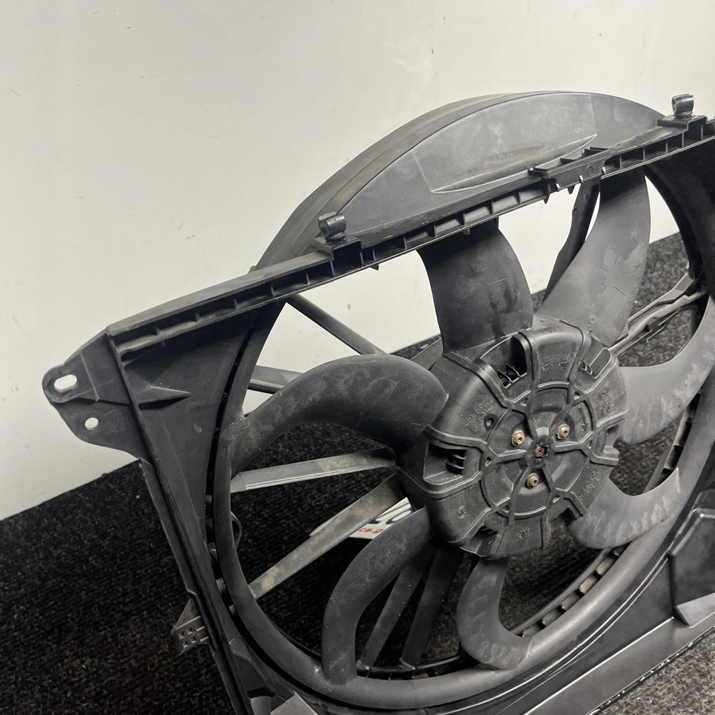 ☑️ 07-13 OEM BMW E88 E90 E92 N54 N55 Engine Radiator Cooling Auxiliary Fan 600W