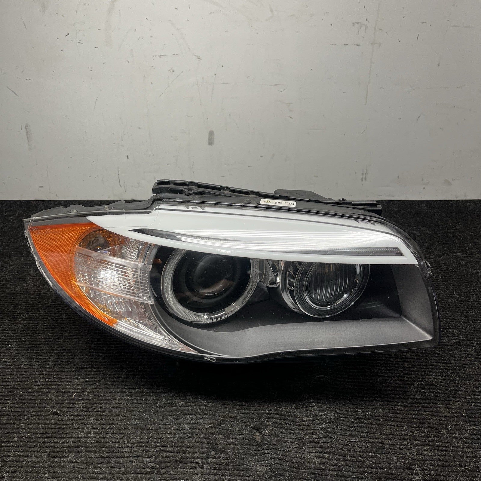 ☑️ 2011-2013 BMW 135I LCI E82 E88 RIGHT PASSENGER HID XENON HEADLIGHT OEM *NOTE*
