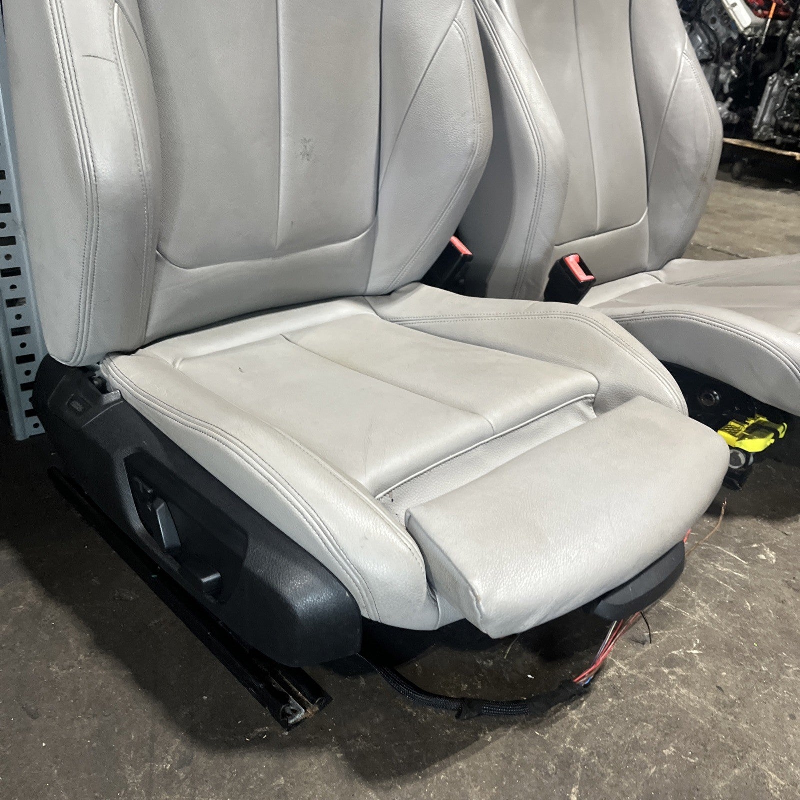 ☑️ BMW 2012-2016 F30 FRONT SPORT SEATS PAIR SET OYSTER OEM NON-HEATED