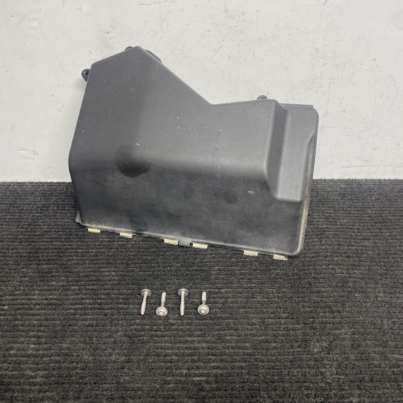 ☑️ 2001-2006 BMW E46 325 330 M3 Fuse Box Under Hood Electronics Cover Lid OEM