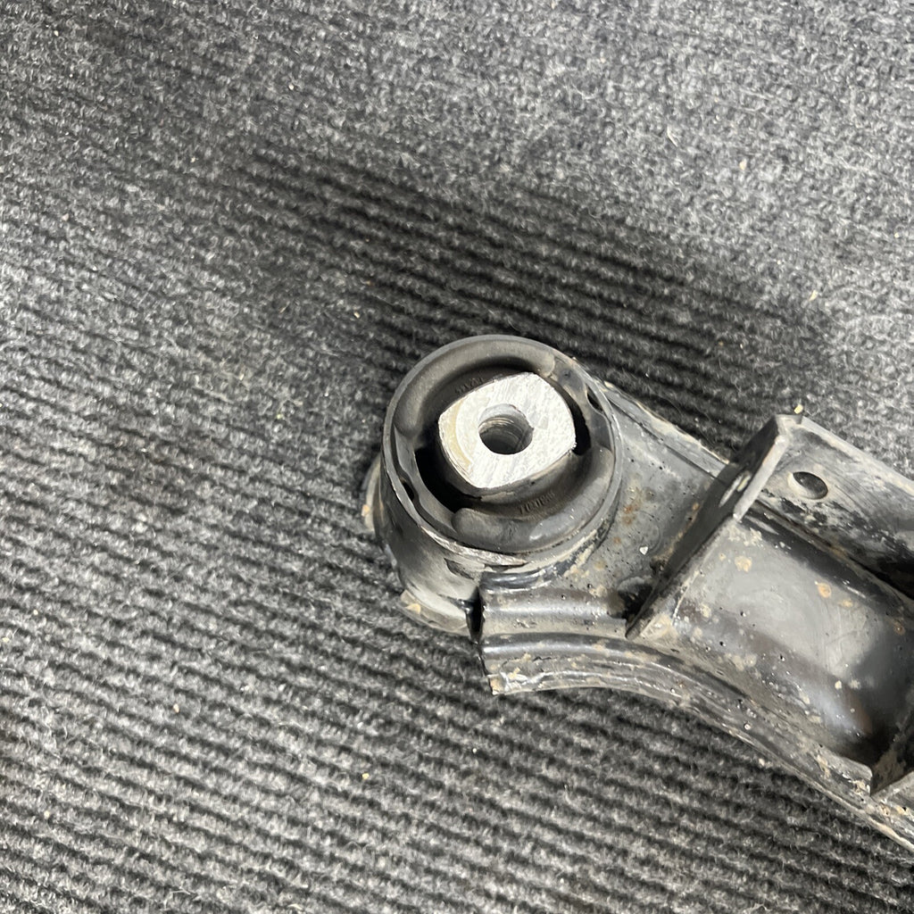 ☑️ 1998-2002 BMW Z3 Roadster Coupe Rear Subframe Carrier OEM